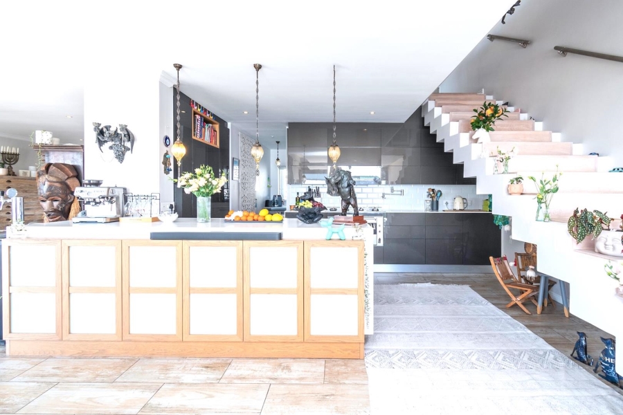 3 Bedroom Property for Sale in Fresnaye Western Cape